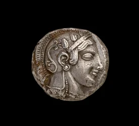 Athena-Münze, Ansicht der Vorderseite mit dem Kopf der Athena, ca. 440 v. Chr. (Silber)